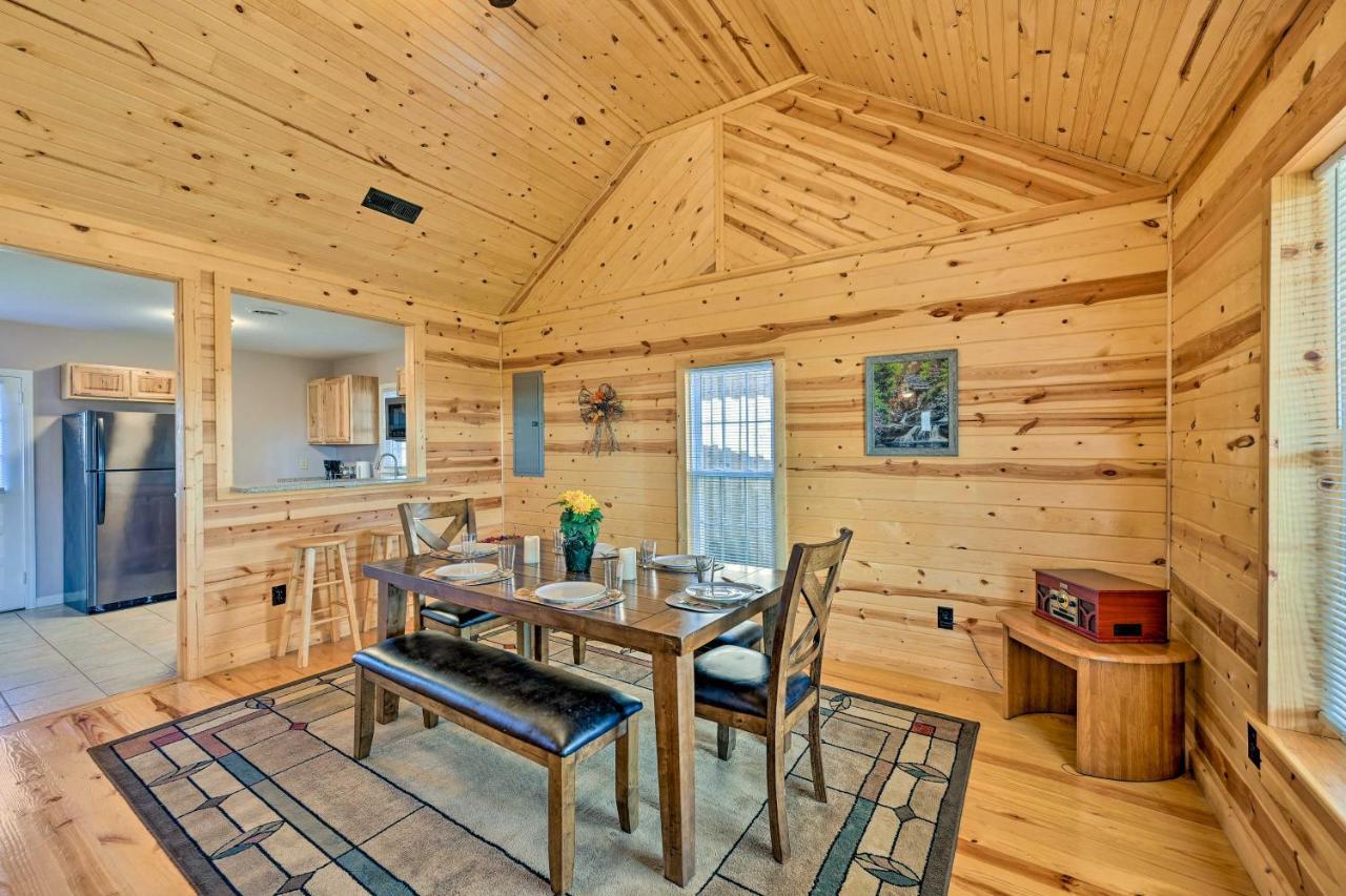 Breathtaking Elkin Getaway With Vineyard Views! Villa Exterior foto