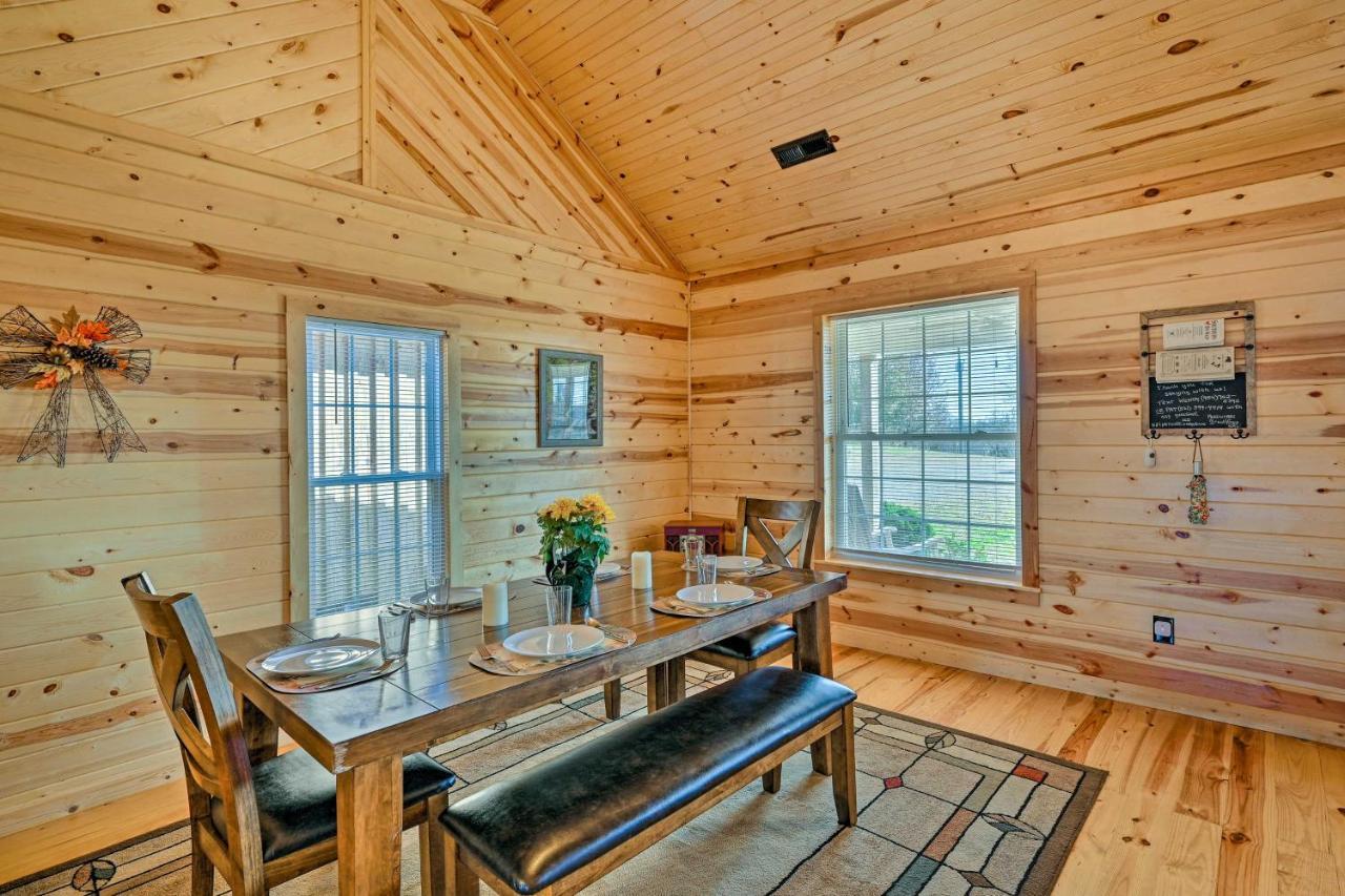 Breathtaking Elkin Getaway With Vineyard Views! Villa Exterior foto