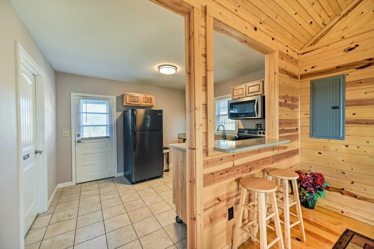 Breathtaking Elkin Getaway With Vineyard Views! Villa Exterior foto