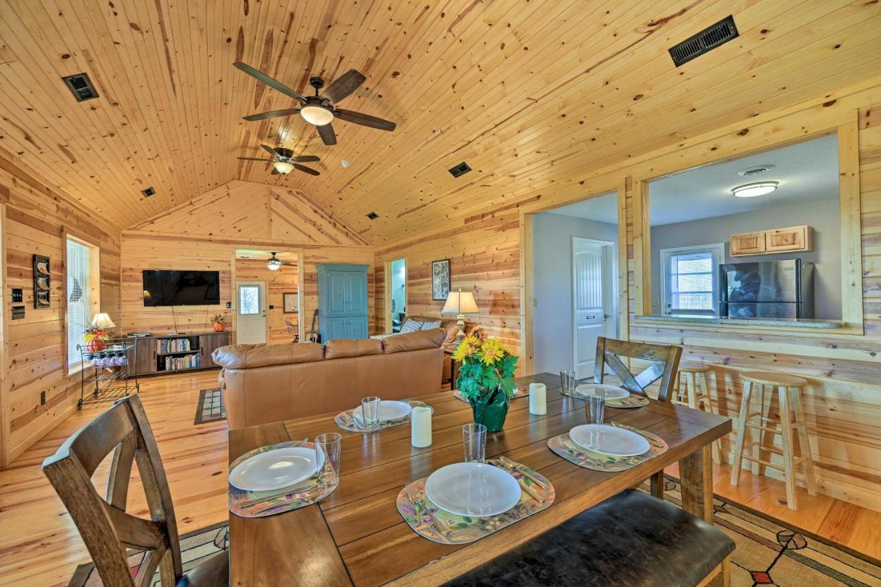 Breathtaking Elkin Getaway With Vineyard Views! Villa Exterior foto