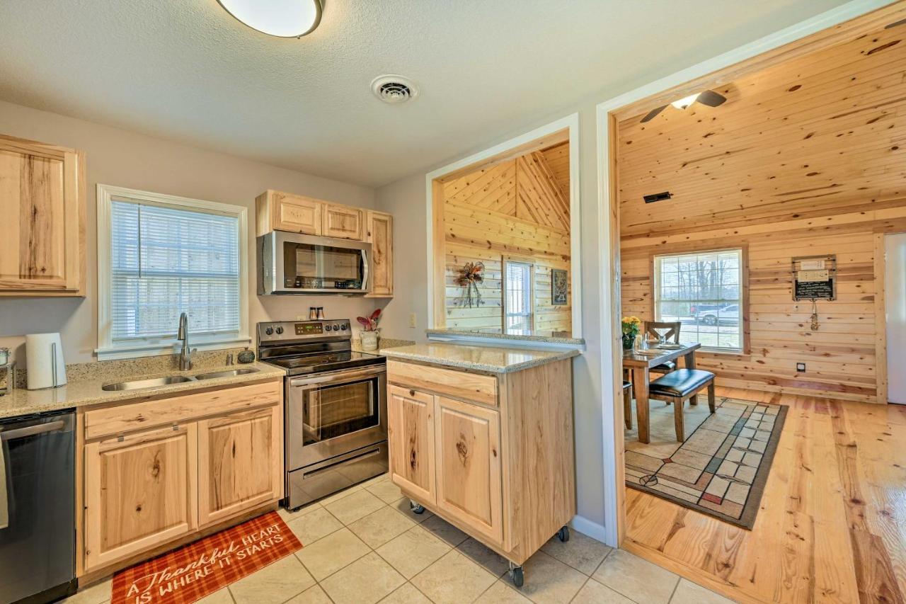 Breathtaking Elkin Getaway With Vineyard Views! Villa Exterior foto